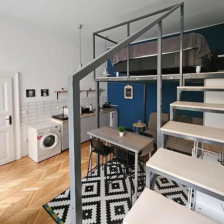Cityvibes Studio For 4 Budapesta